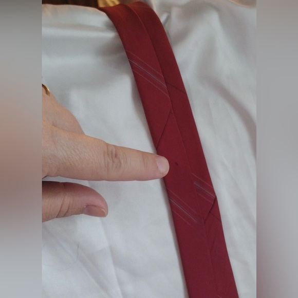 DIOR Men’s Red Necktie with Pinstripe - Picture 4 of 10